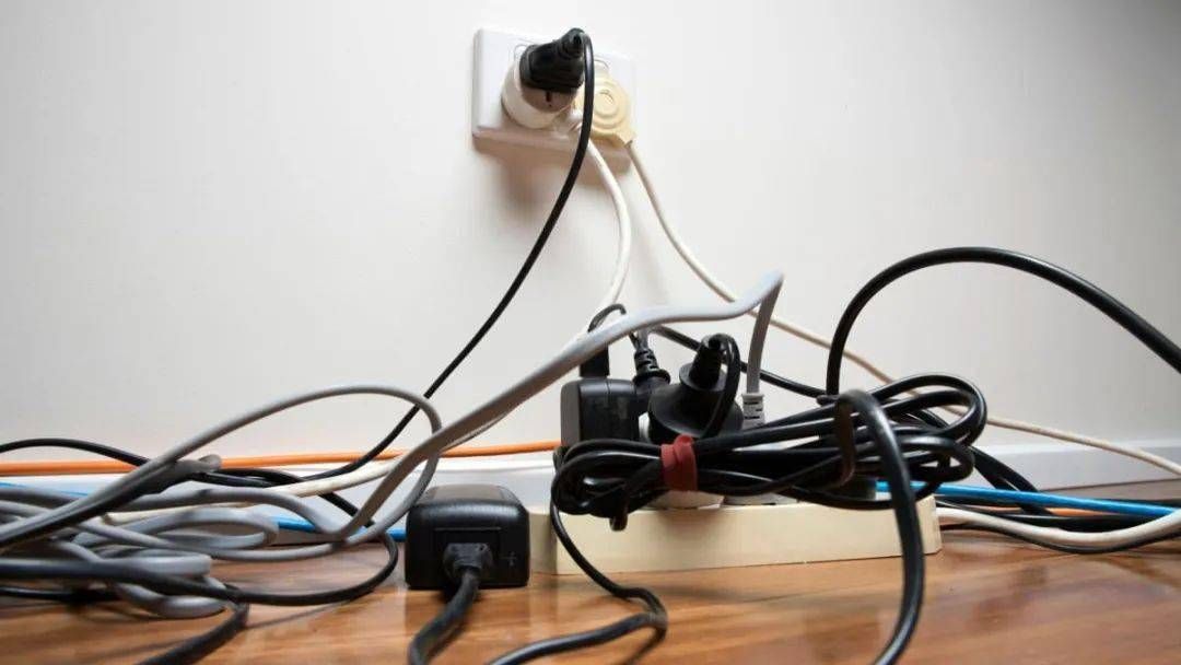2.how to manage mess cables how to manage mess cables
