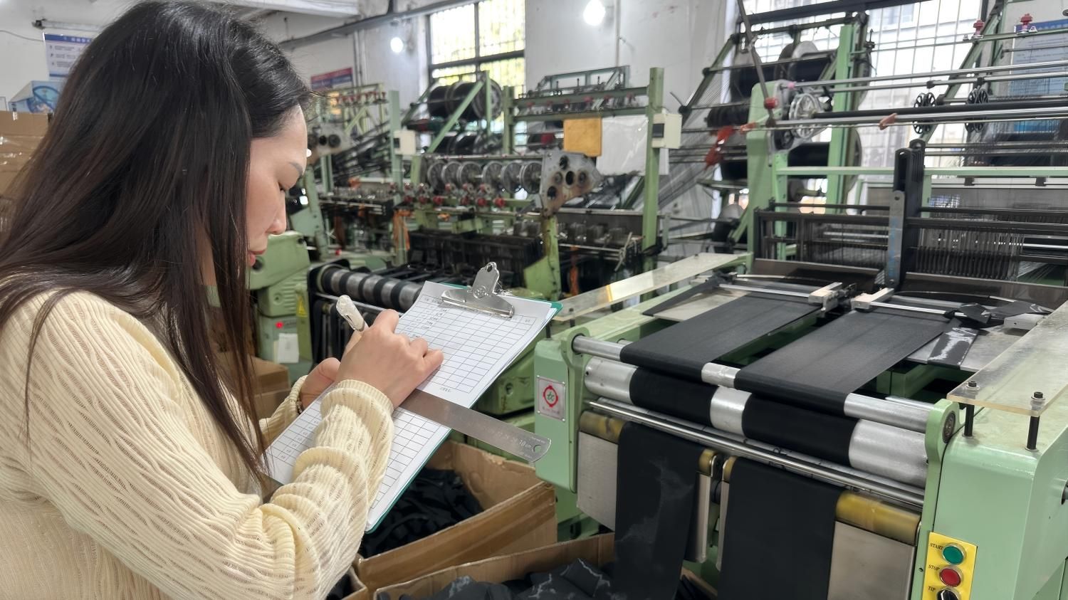 xiamen-QX-cable sleeve-quality-control-1measuring (2) xiamen-QX-cable sleeve-quality-control-1measuring (2)