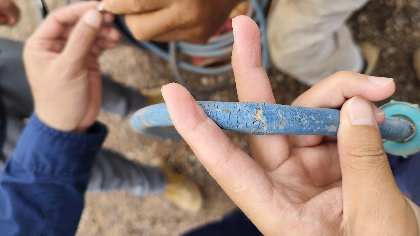 Cable insulation aging and cracking Cable insulation aging and cracking